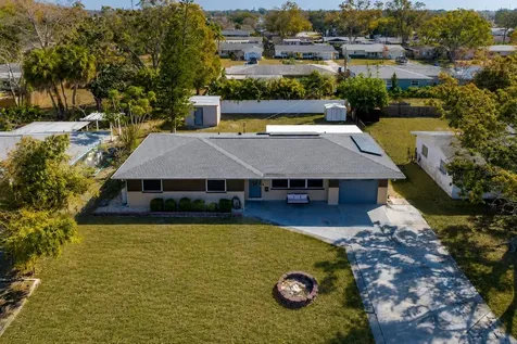 1901 Winchester Road N St Petersburg FL 33710