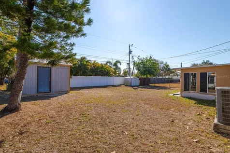 1901 Winchester Road N St Petersburg FL 33710