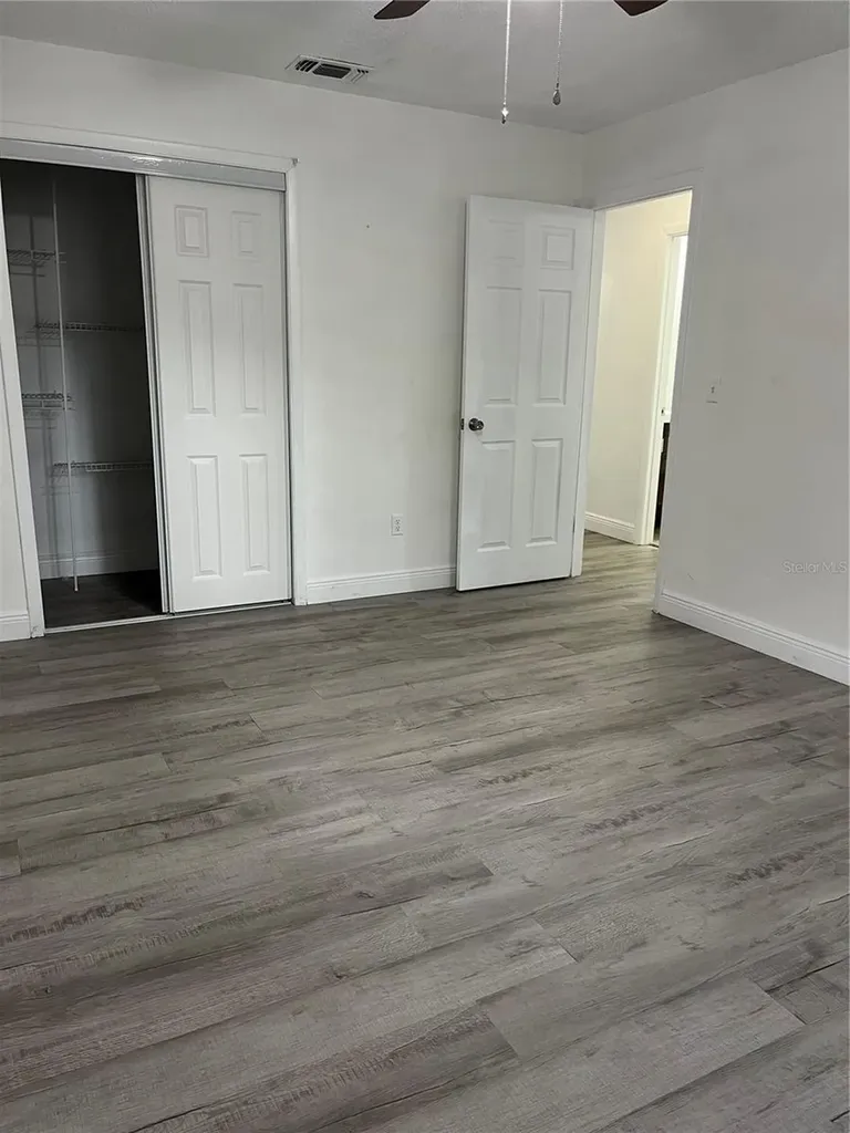 512 Stallings Avenue Deltona FL 32738