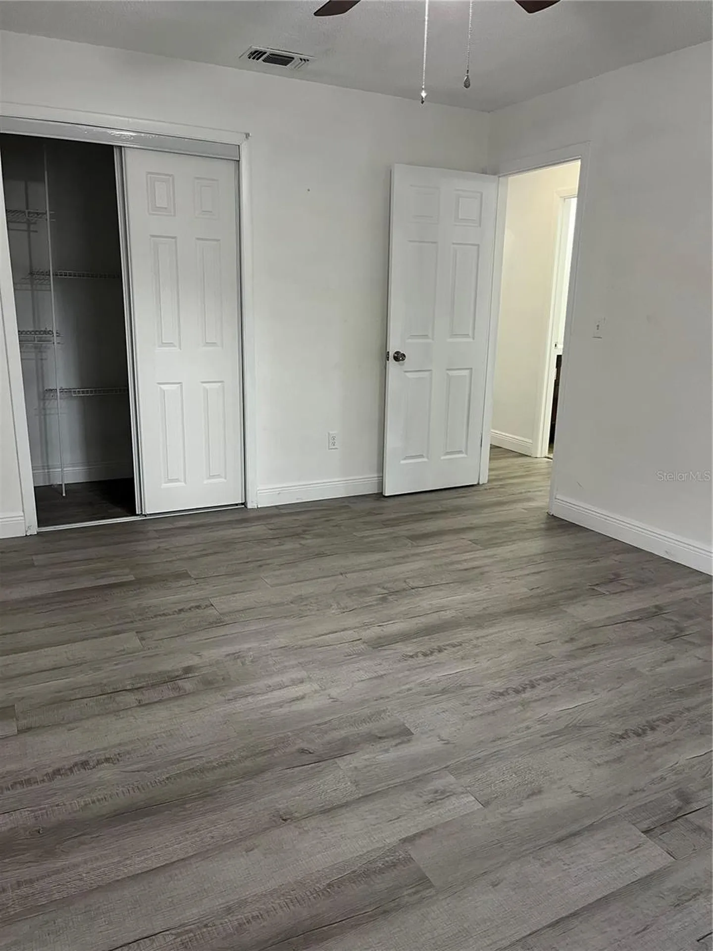 512 Stallings Avenue Deltona FL 32738