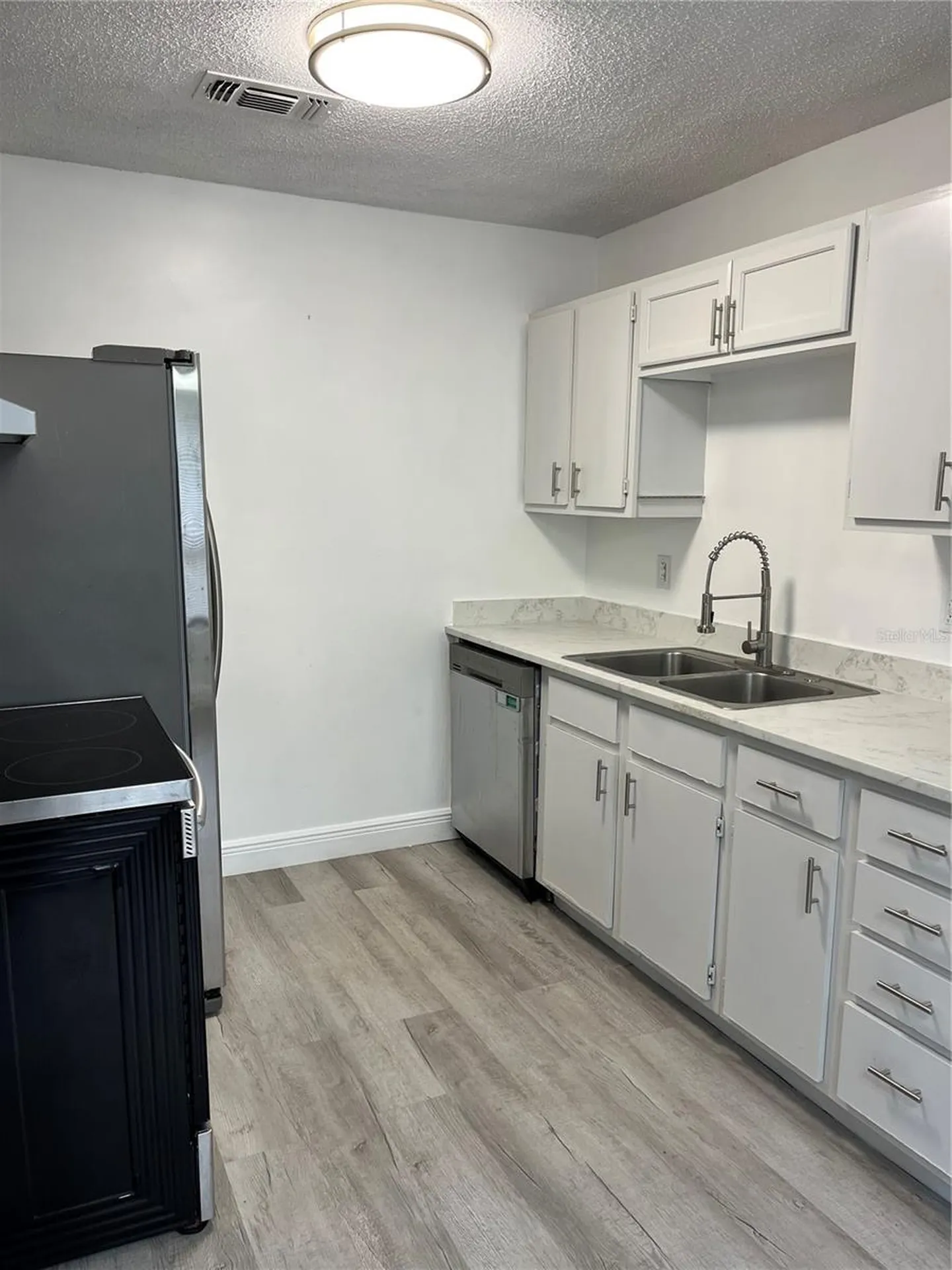 512 Stallings Avenue Deltona FL 32738