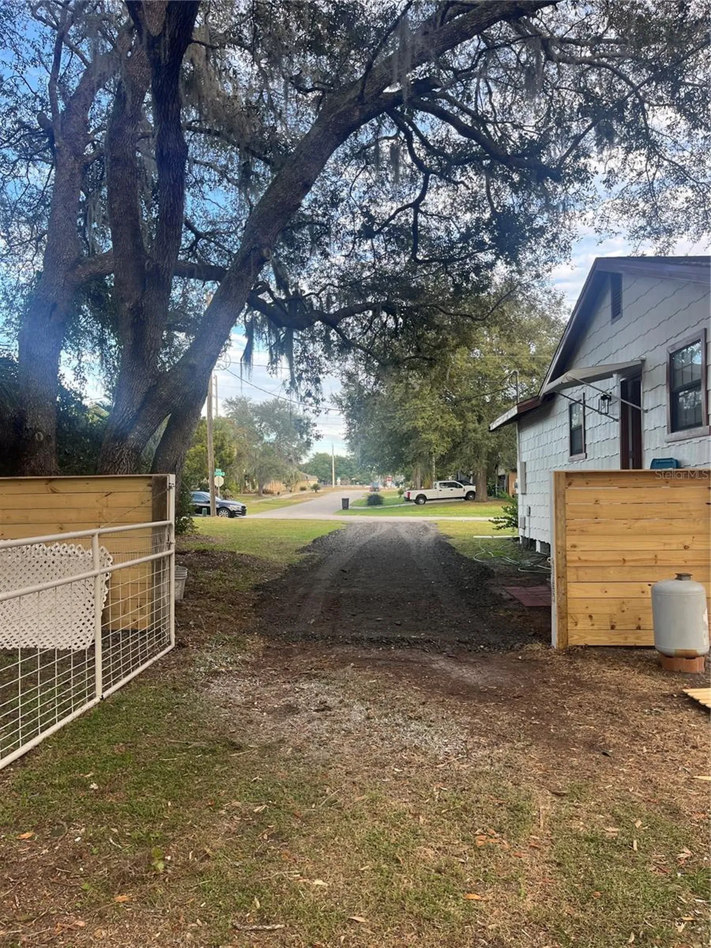 512 Stallings Avenue Deltona FL 32738