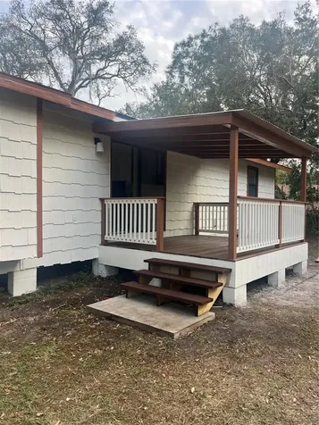 512 Stallings Avenue Deltona FL 32738
