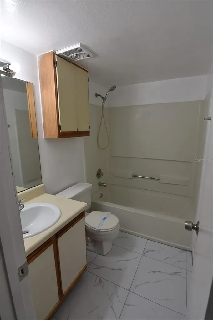 637 Buoy Lane Altamonte Springs FL 32714