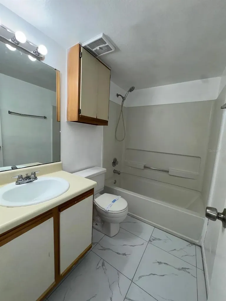 637 Buoy Lane Altamonte Springs FL 32714