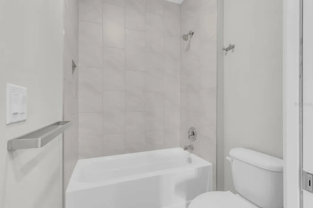 1811 Missouri Road NW Palm Bay FL 32907
