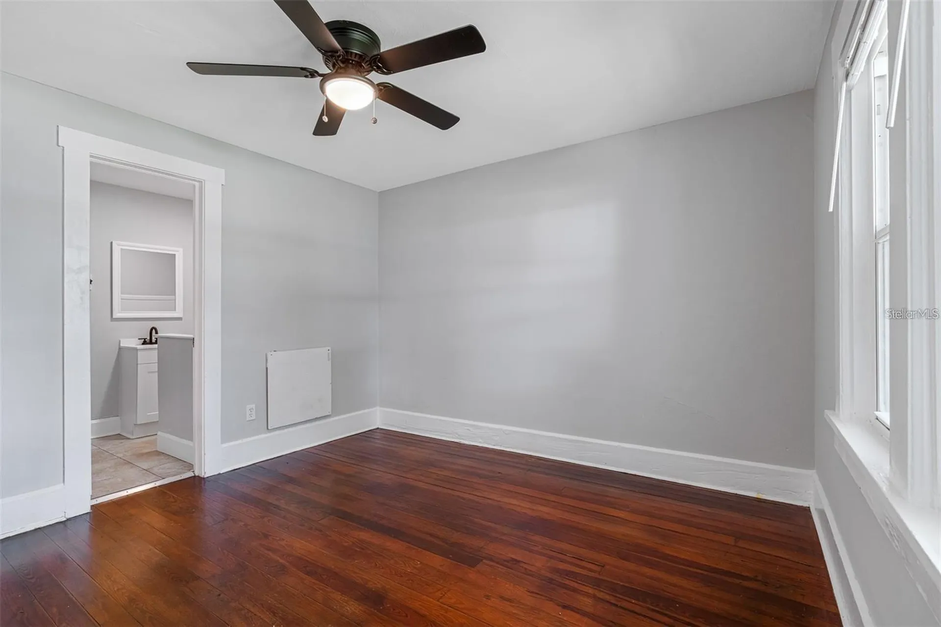 835 35th Avenue S St Petersburg FL 33705