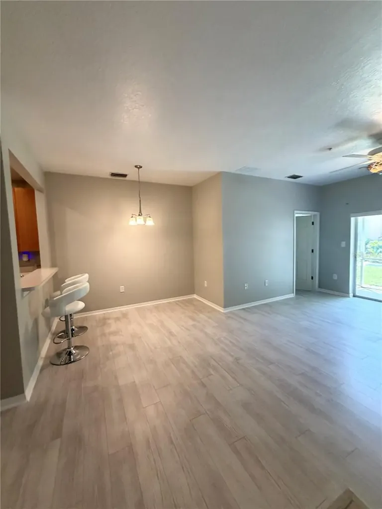 3402 Parkridge Circle Sarasota FL 34243
