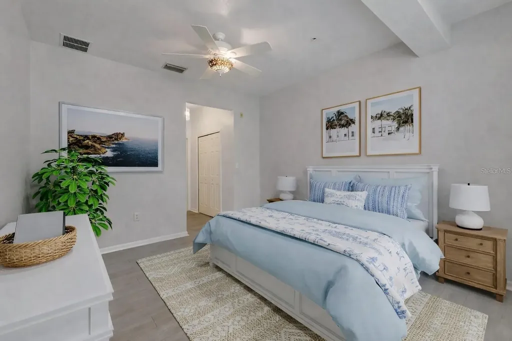 3402 Parkridge Circle Sarasota FL 34243