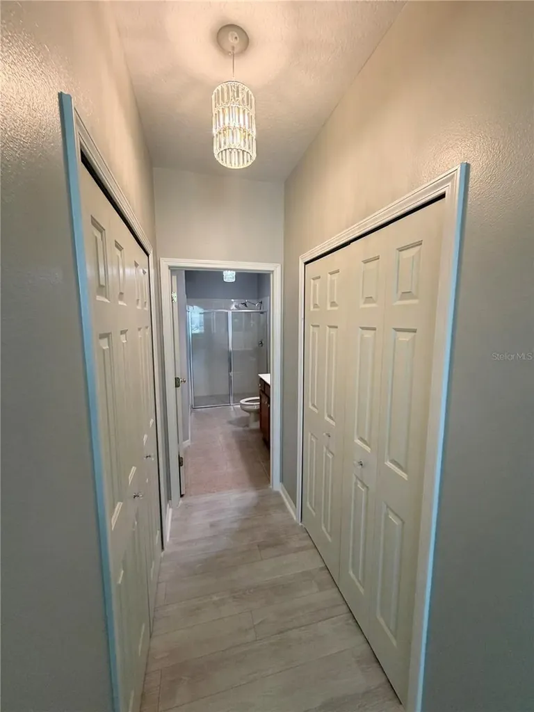 3402 Parkridge Circle Sarasota FL 34243