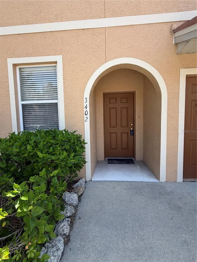 3402 Parkridge Circle Sarasota FL 34243