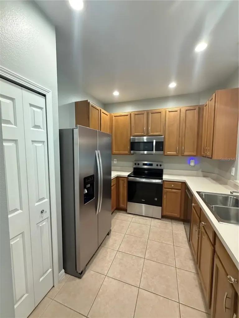 3402 Parkridge Circle Sarasota FL 34243
