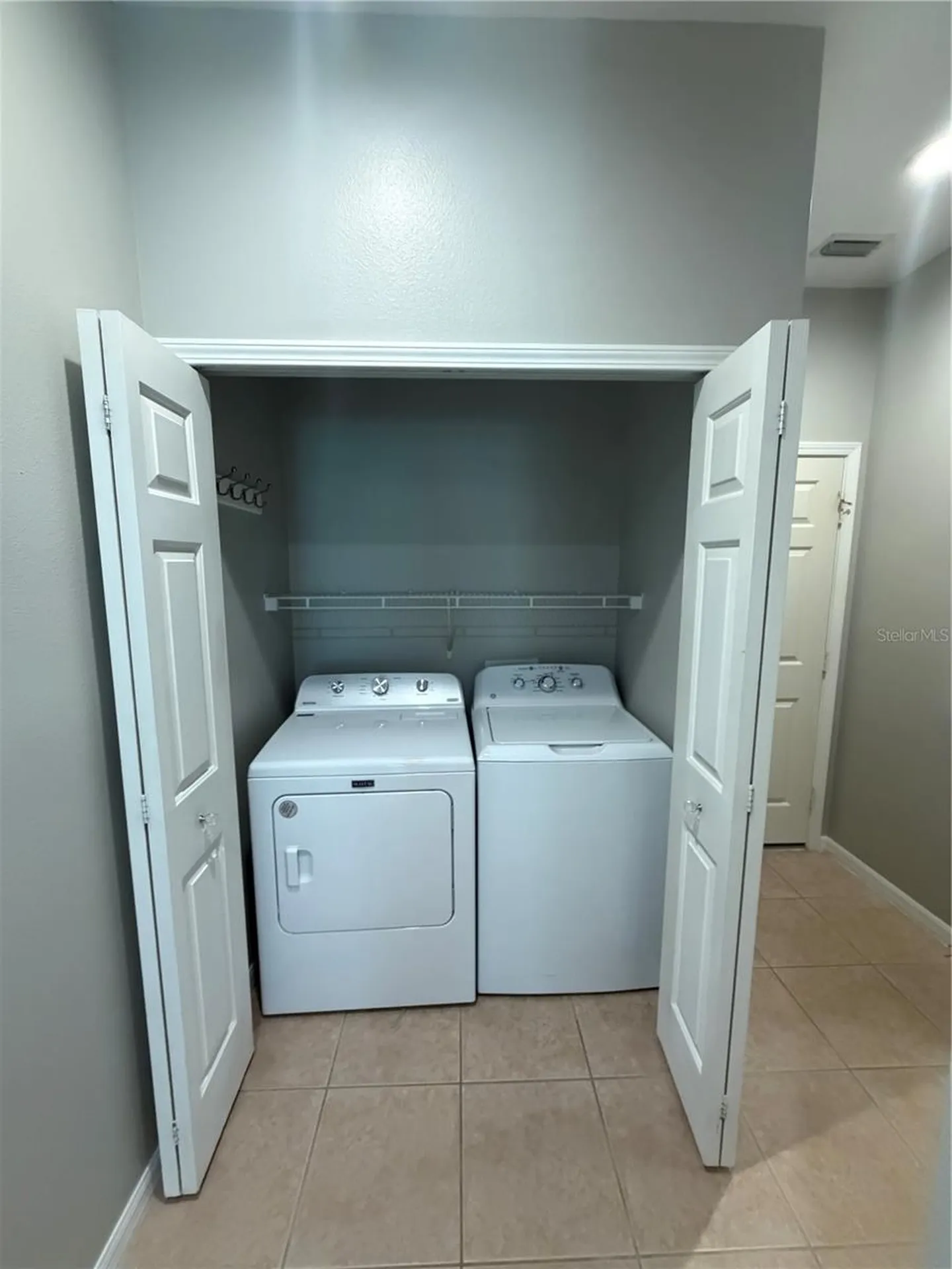 3402 Parkridge Circle Sarasota FL 34243