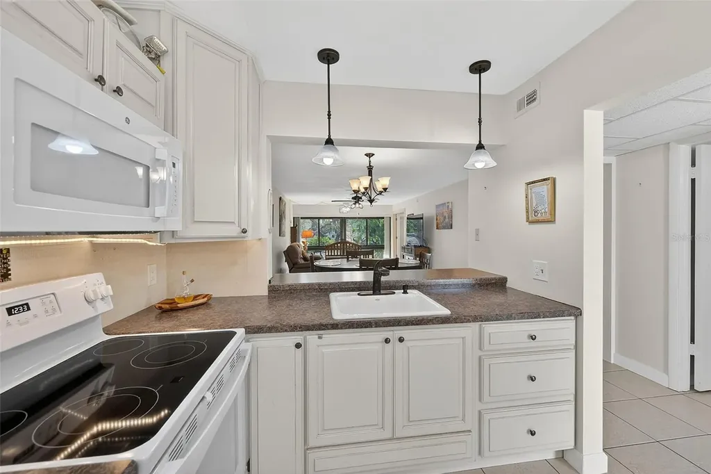 12300 Vonn Road Largo FL 33774