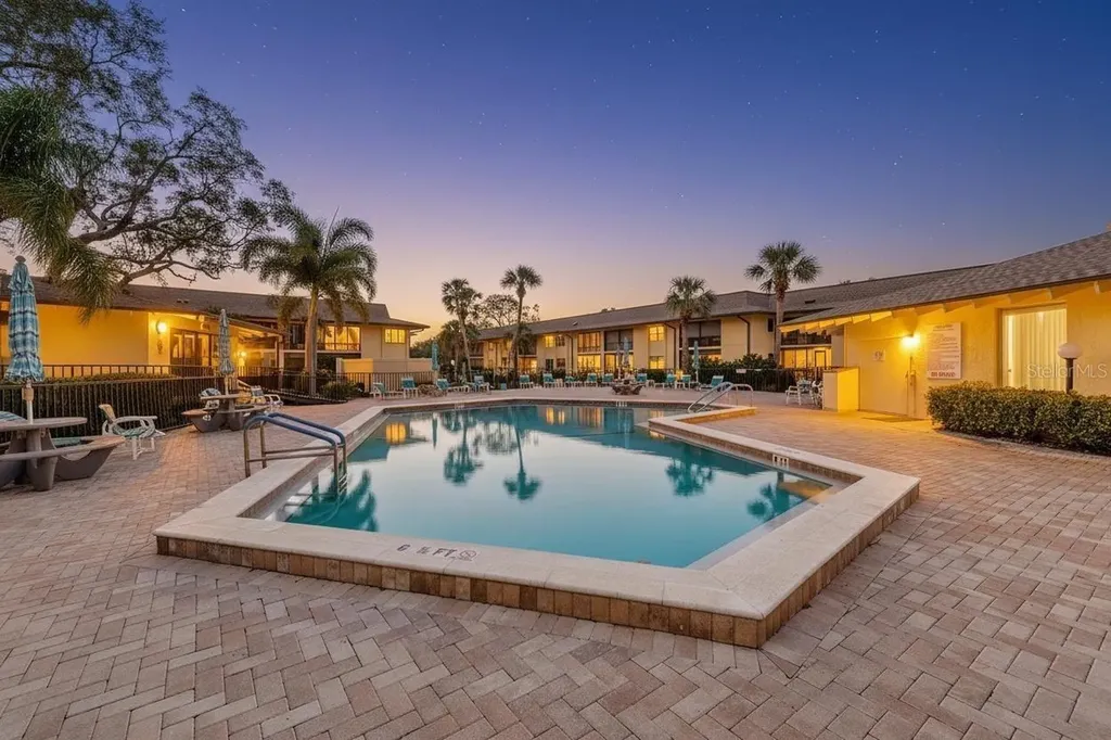 12300 Vonn Road Largo FL 33774