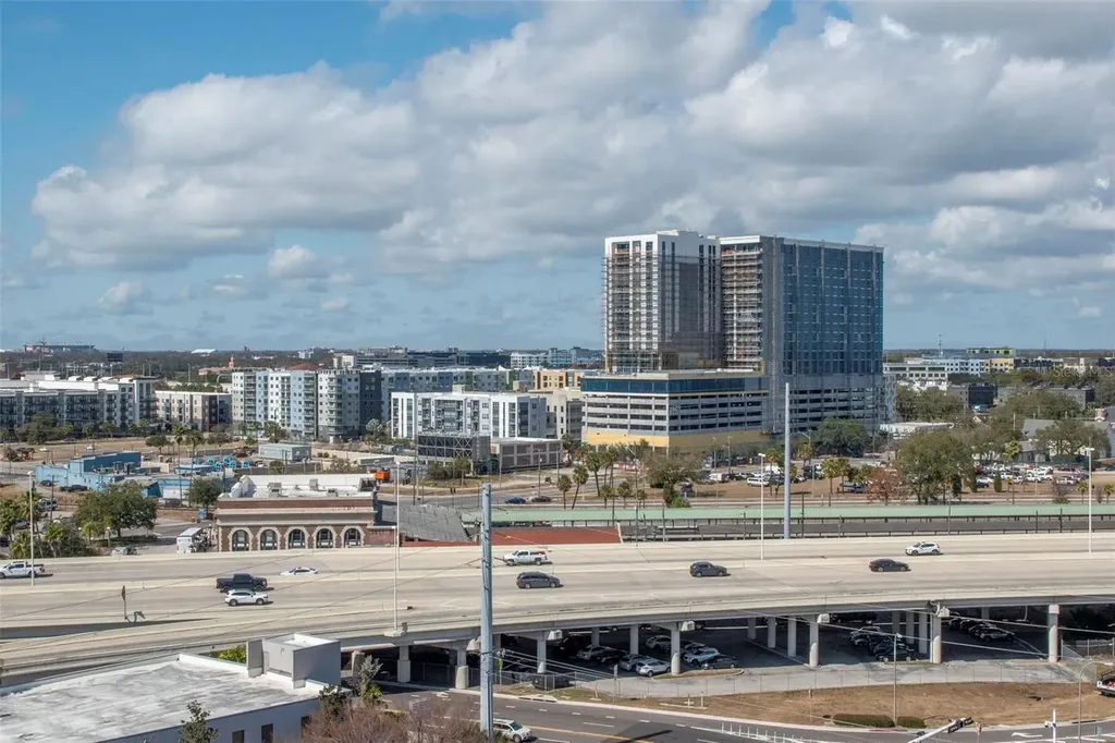 1120 E Kennedy Boulevard Tampa FL 33602