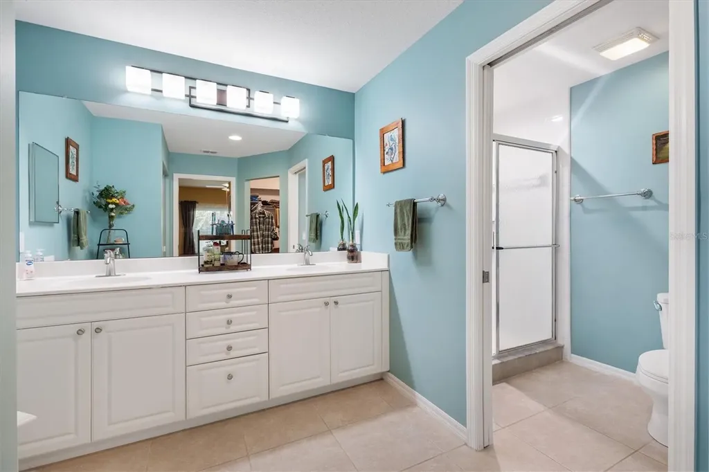 5415 Admiral Way Oxford FL 34484