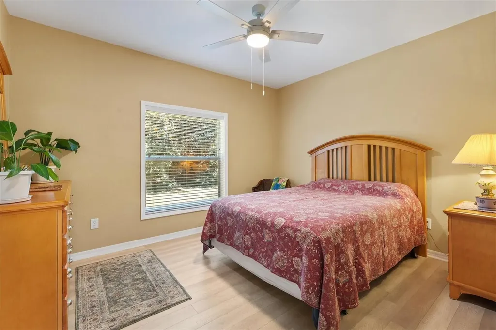 5415 Admiral Way Oxford FL 34484