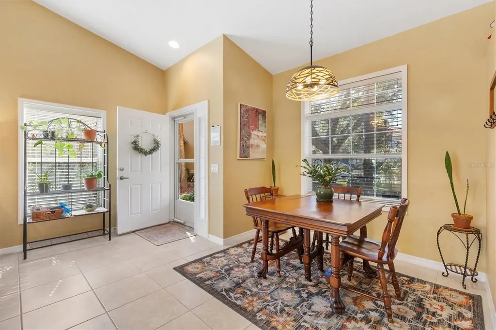 5415 Admiral Way Oxford FL 34484