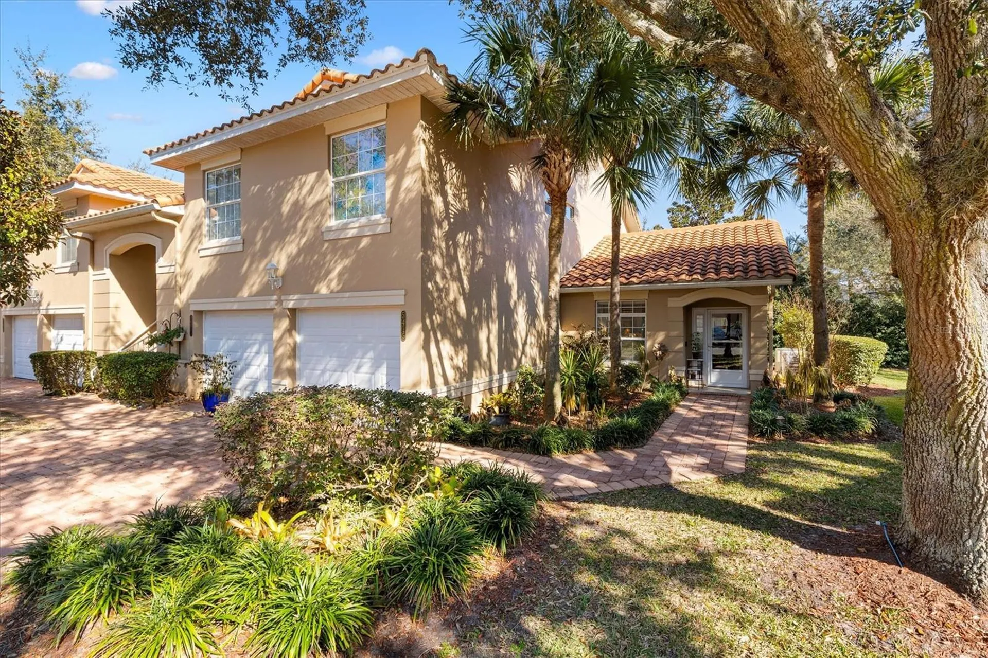 5415 Admiral Way Oxford FL 34484