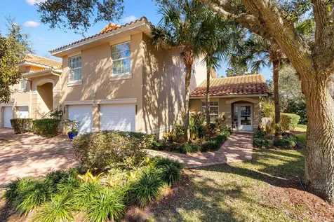 5415 Admiral Way Oxford FL 34484
