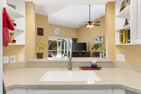 5415 Admiral Way Oxford FL 34484