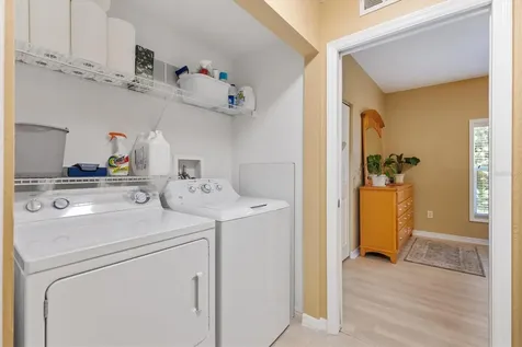 5415 Admiral Way Oxford FL 34484