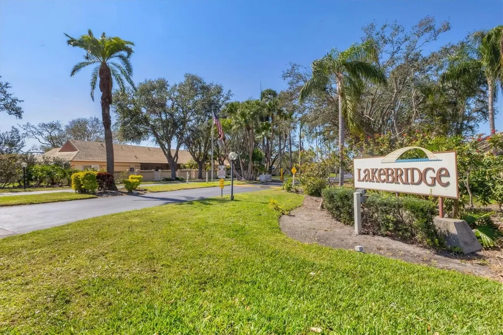 3613 57th Avenue Drive W Bradenton FL 34210