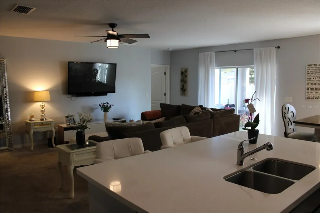 2591 Wadeview Loop St Cloud FL 34769