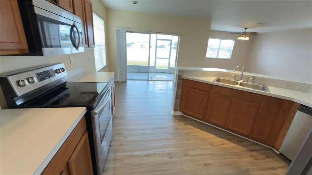 31405 Triborough Drive Wesley Chapel FL 33545