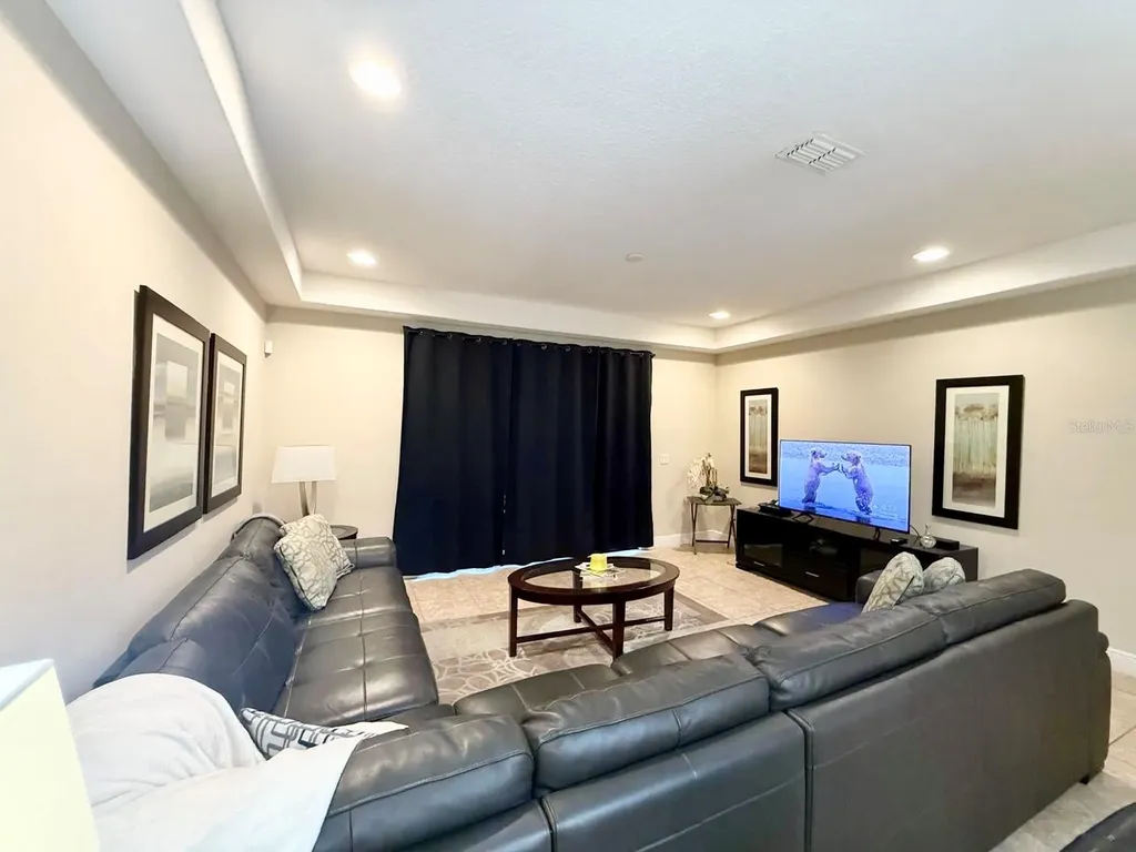 8189 Roseville Road Davenport FL 33896