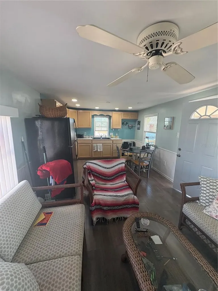 12766 Seminole Boulevard Largo FL 33778