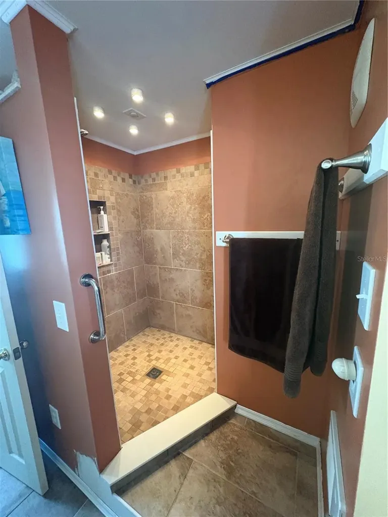 12766 Seminole Boulevard Largo FL 33778