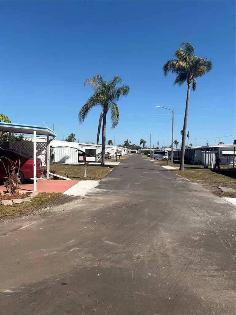 12766 Seminole Boulevard Largo FL 33778