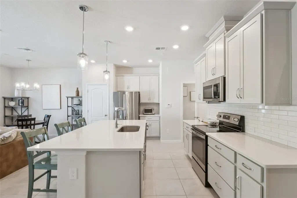 637 Astera Winds Lane Lake Mary FL 32746