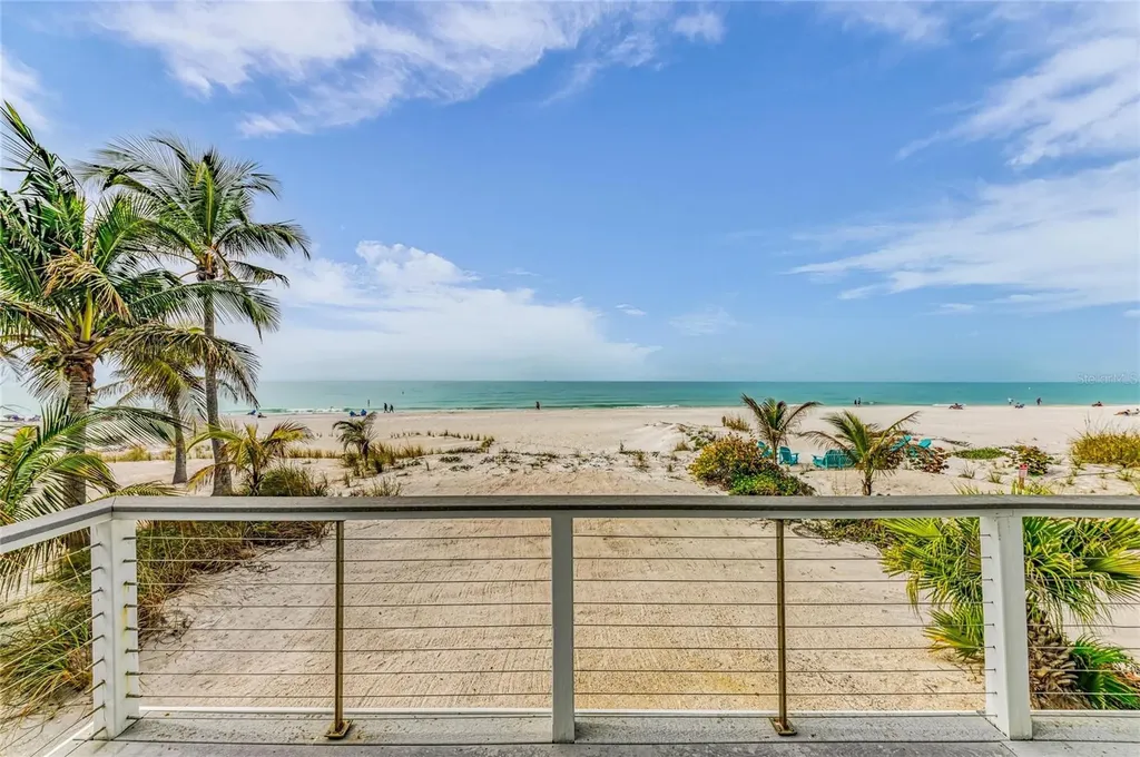 3007 Avenue F Holmes Beach FL 34217