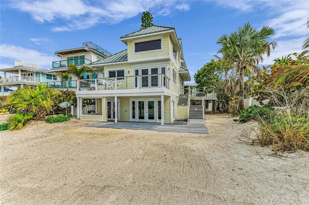 3007 Avenue F Holmes Beach FL 34217
