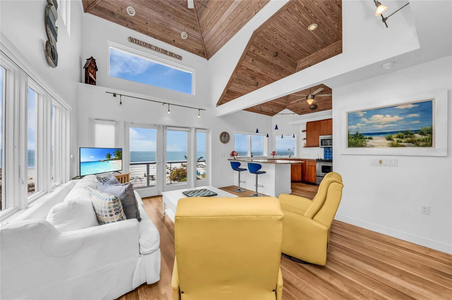 3007 Avenue F Holmes Beach FL 34217