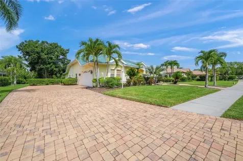 8452 Eagle Preserve Way Sarasota FL 34241