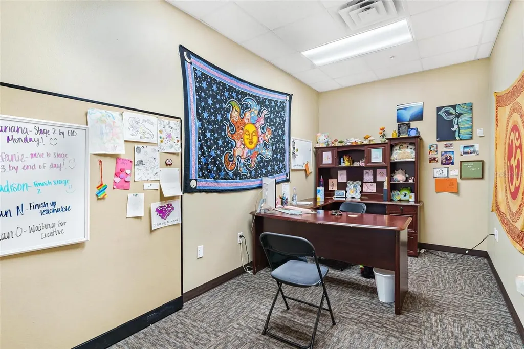 1904 Thomas Avenue Leesburg FL 34748