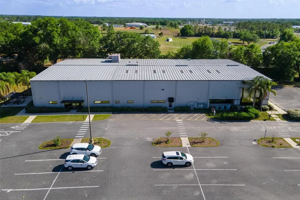 1904 Thomas Avenue Leesburg FL 34748