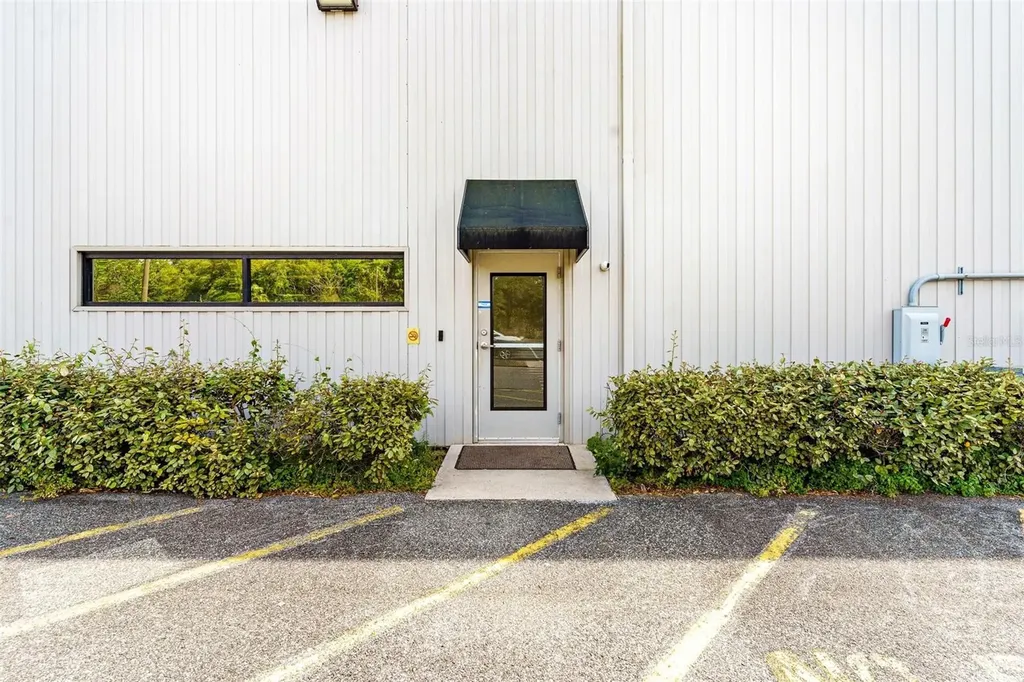 1904 Thomas Avenue Leesburg FL 34748