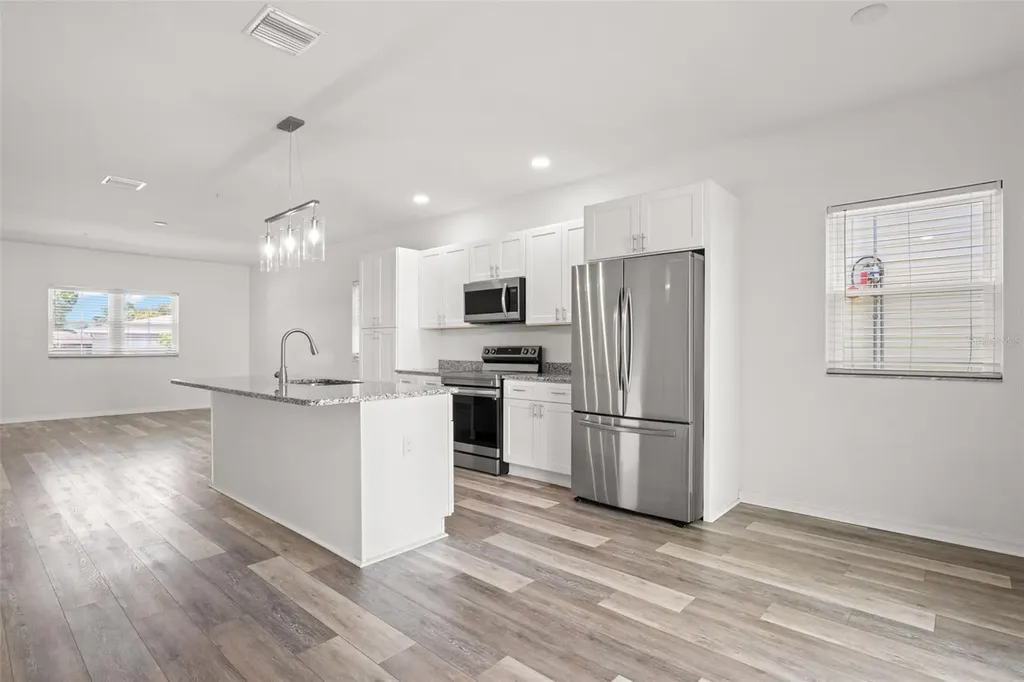 1276 Pierce Street Clearwater FL 33756