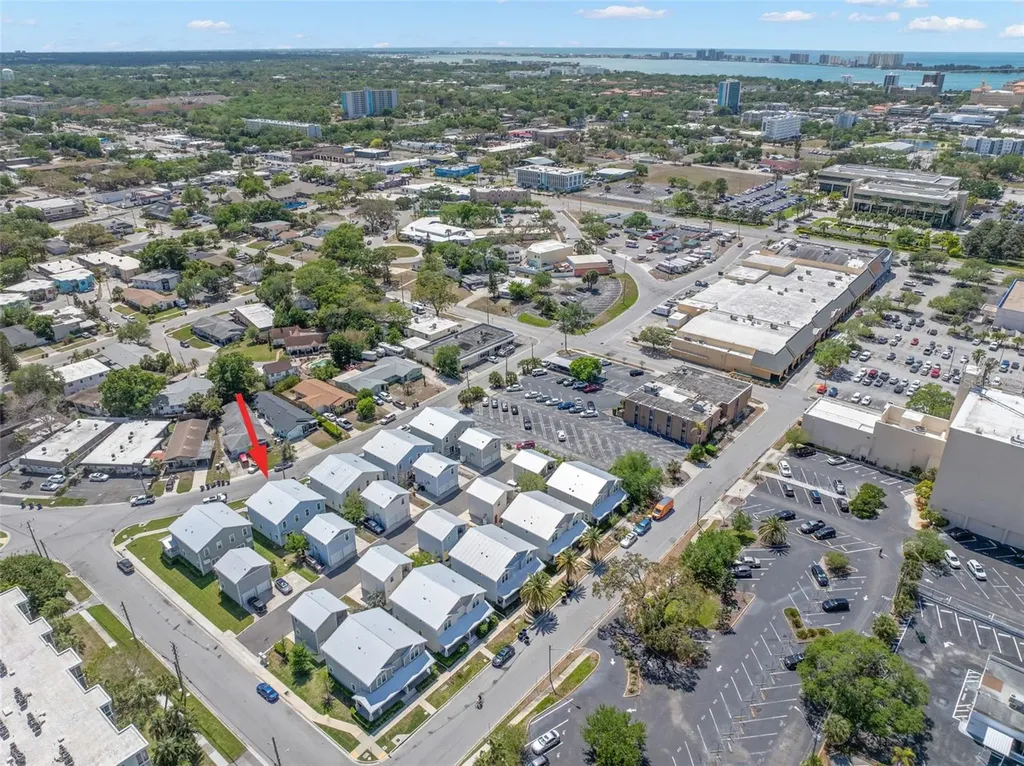 1276 Pierce Street Clearwater FL 33756