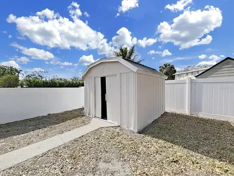 4928 Shetland Avenue Tampa FL 33615
