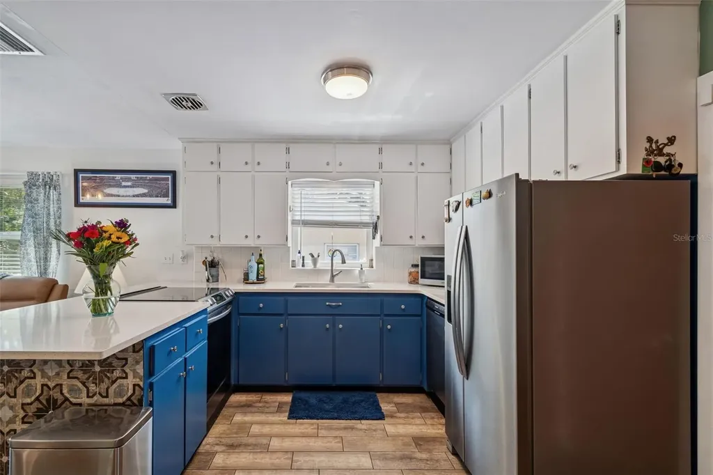 5300 6th Street S St Petersburg FL 33705