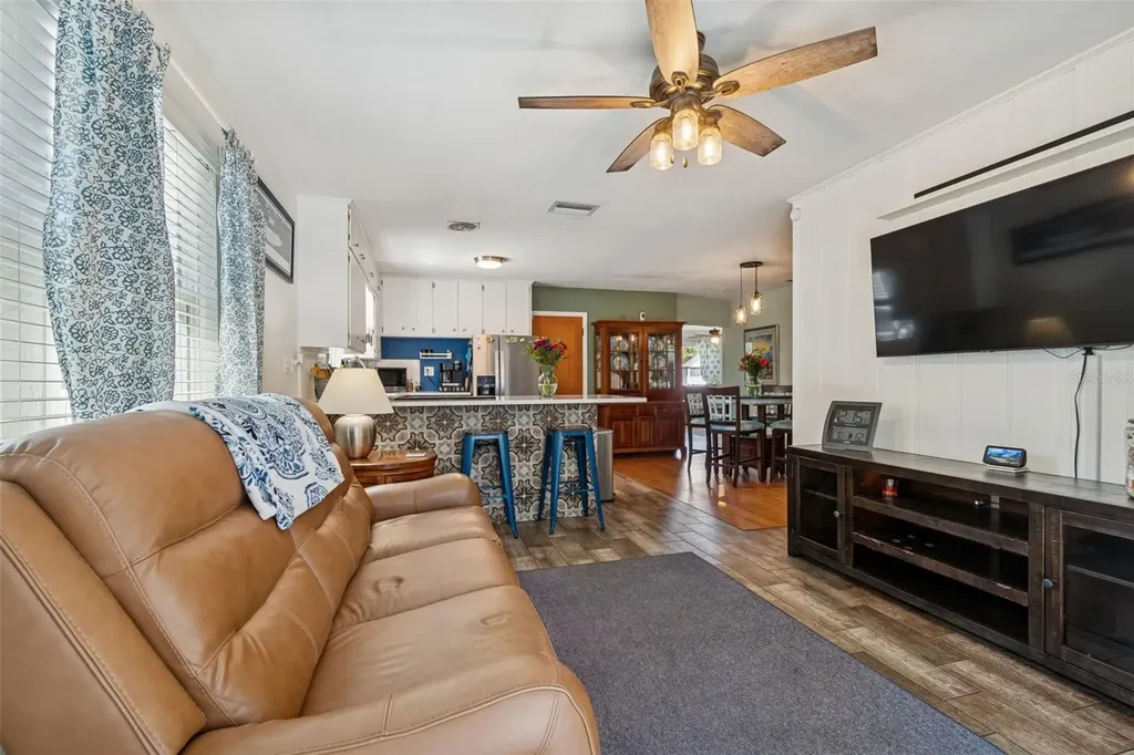 5300 6th Street S St Petersburg FL 33705