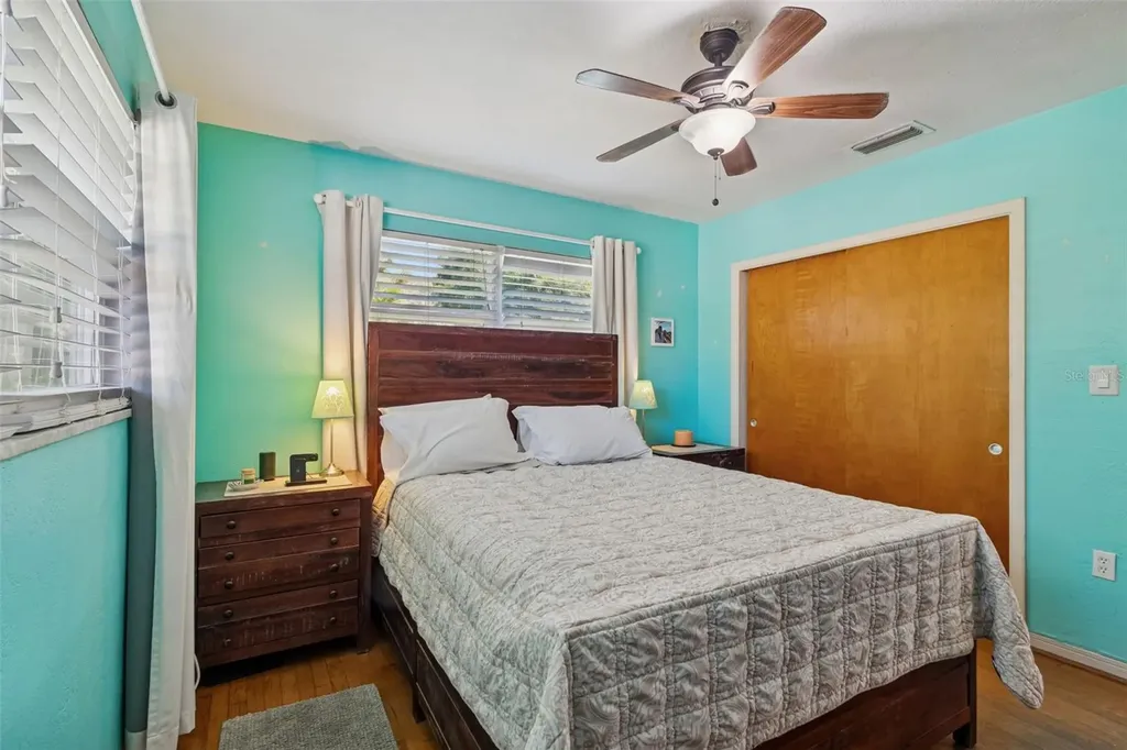 5300 6th Street S St Petersburg FL 33705