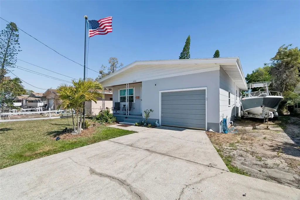 5300 6th Street S St Petersburg FL 33705