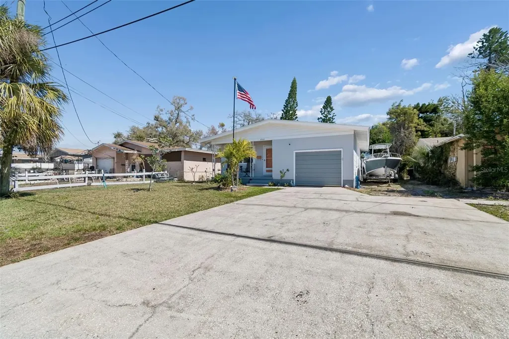 5300 6th Street S St Petersburg FL 33705